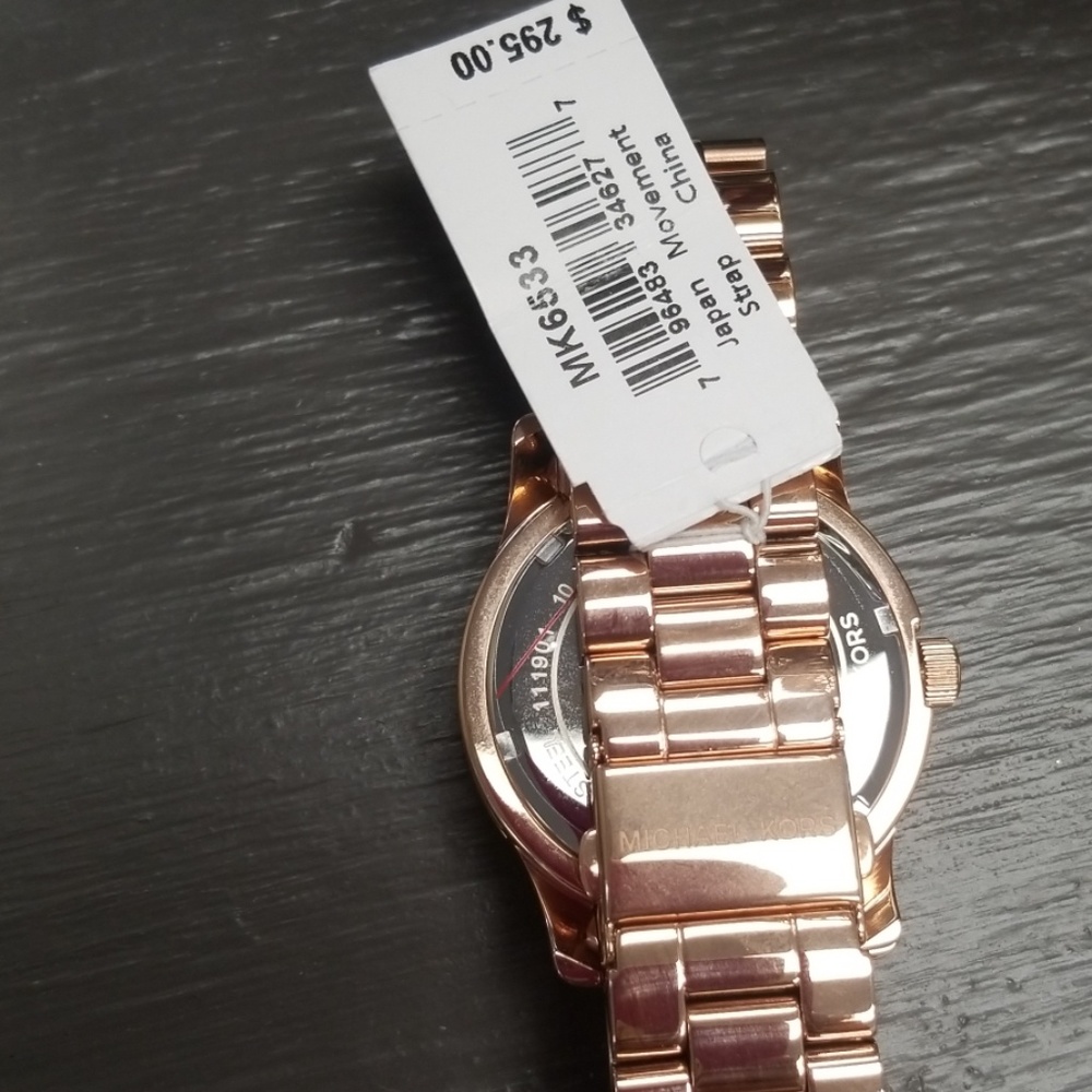 Michael Kors Watch - Picture 3 of 6